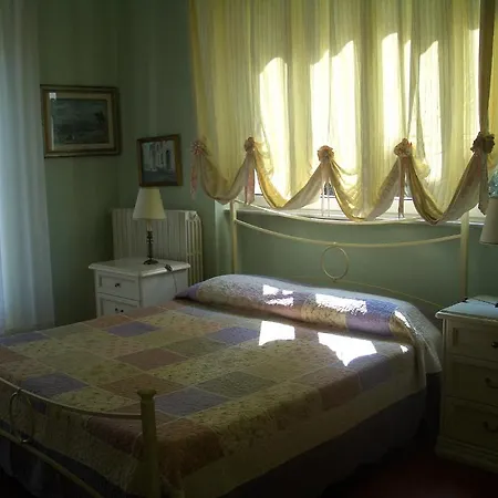 Alojamento de Acomodação e Pequeno-almoço Porta Sant'anna