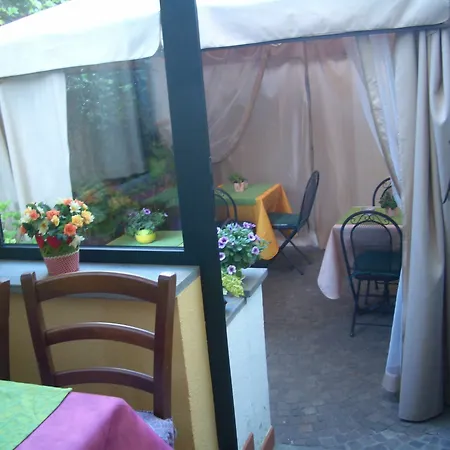 Porta Sant'anna Alojamento de Acomodação e Pequeno-almoço 3*