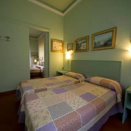 Porta Sant'anna Bed & Breakfast 3*