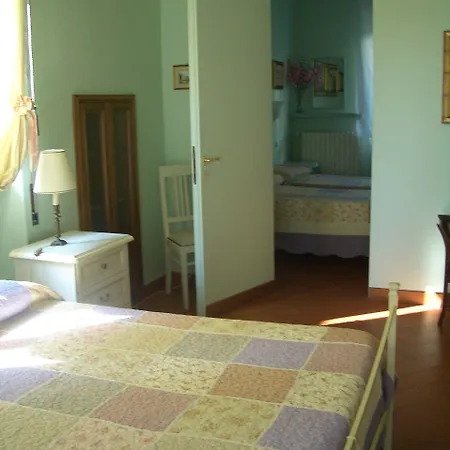 Porta Sant'anna Bed & Breakfast 3*